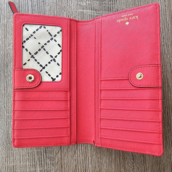 Kate Spade Vibrant Red Wallet - Picture 8 of 10